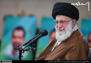 دیدار جمعی از نخبگان و استعدادهای برتر علمی با رهبر انقلاب +عکس