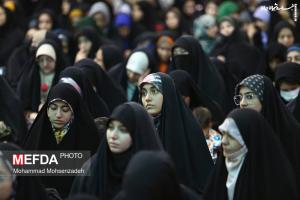 جشن آغاز سال تحصیلی ویژه دانشجویان دختر در حرم حضرت معصومه(س) +عکس