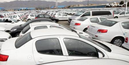 نشست  بررسی وضعیت قیمت خودرو