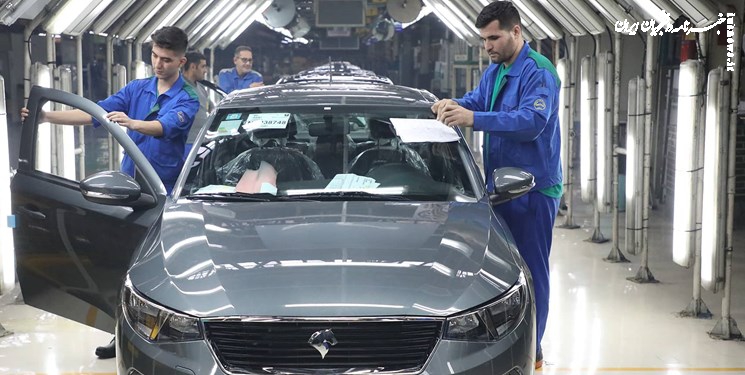 ایران‌ خودرو: مصرف ارز برای هر ‌خودرو امسال ۲۵ درصد کاهش یافت‌