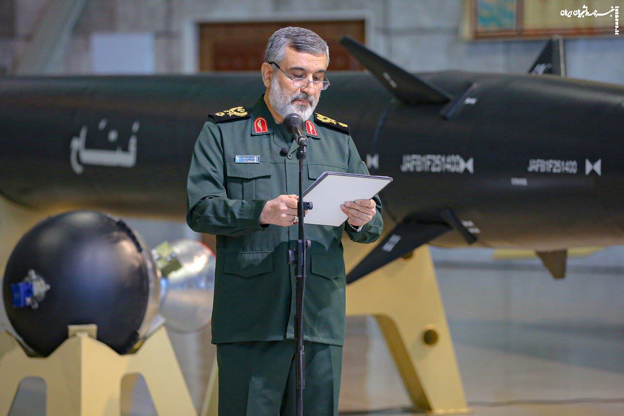 موشک هایپرسونیک فتاح ۲ رونمایی شد +عکس