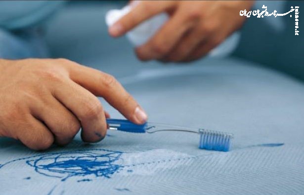 با چند روش ساده لکه خودکار را از روی فرش از بین ببرید