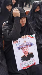 مراسم استقبال از شهدای خان طومان در فرودگاه مشهد +عکس