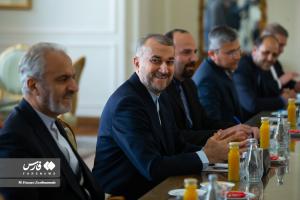 تصاویر| دیدار امیرعبداللهیان با تجمع هیئت علمای لبنان و نائب رئیس مجلس عراق