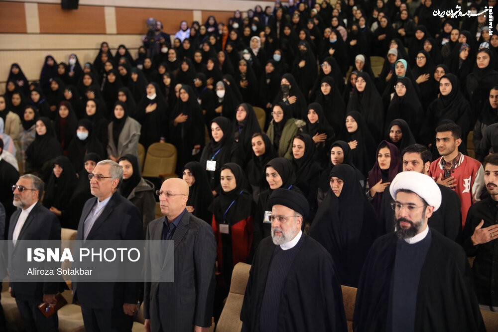 مراسم روز دانشجو با حضور رئیس جمهور در دانشگاه شهید بهشتی +عکس