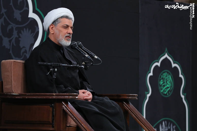  عکس/عزاداری شب شهادت حضرت زهرا (س) با حضور رهبر انقلاب