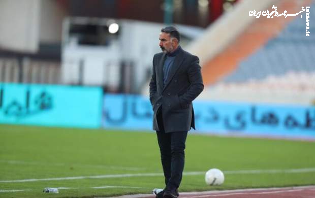 فکری از هوادار جدا شد