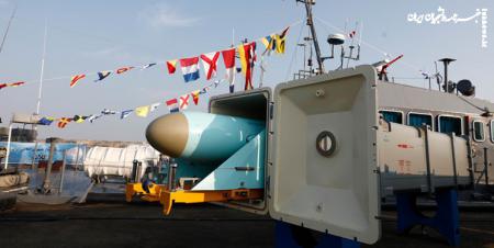 Iranian Navy Unveils New Military Equipment