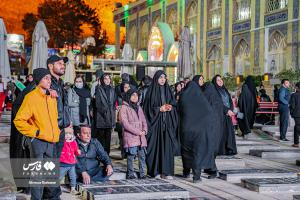 گلزار شهدای کرمان ساعت ۱:۲۰ دقیقه بامداد +عکس