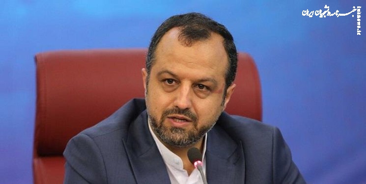 وزیر اقتصاد: شورای رقابت همچنان مسئول قیمت‌گذاری خودرو است