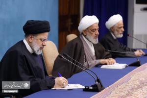 نشست رئیس‌جمهور با ۵۰ نفر از دبیران کل احزاب و فعالان سیاسی +عکس