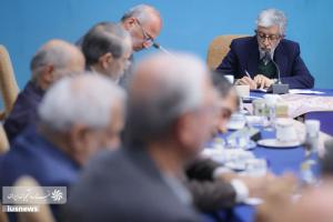 نشست رئیس‌جمهور با ۵۰ نفر از دبیران کل احزاب و فعالان سیاسی +عکس