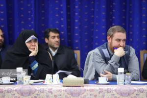 نشست رئیس‌جمهور با ۵۰ نفر از دبیران کل احزاب و فعالان سیاسی +عکس