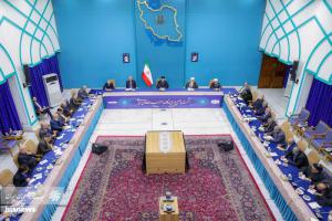 نشست رئیس‌جمهور با ۵۰ نفر از دبیران کل احزاب و فعالان سیاسی +عکس