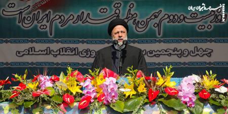 People choose honor over humiliation through Islamic Revolution: President Raisi