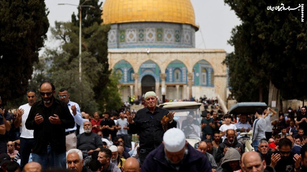 Hamas warns against restricting Palestinians entry into Al-Aqsa Mosque