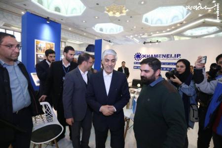 حضور وزیر ورزش و جوانان در نمایشگاه رسانه‌های ایران
