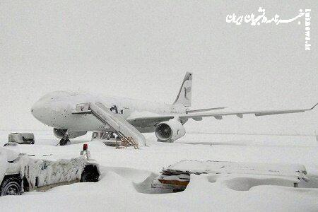 جدیدترین وضعیت فرودگاه رشت پس از بارش سنگین برف