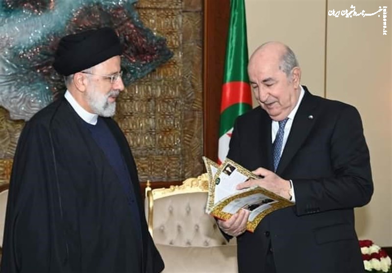 هدیه فرهنگی رئیسی به رئیس جمهوری الجزائر