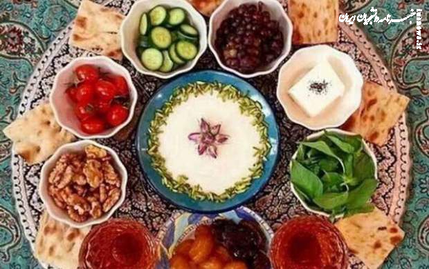 افراد گرم‌مزاج در ماه رمضان چی بخورند؟