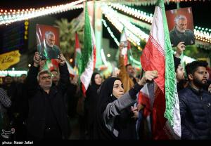 تجمع مردم تهران در محکومیت ترور سرداران و افسران ایرانی +عکس