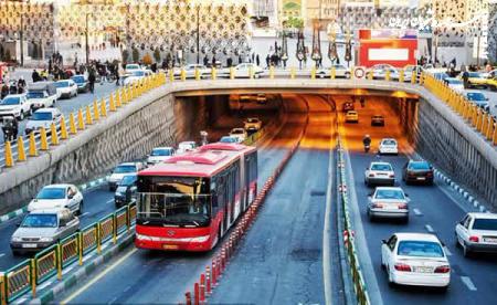 مدیرعامل شرکت واحد:جای خانم ها و آقایان در اتوبوس‌های BRT تغییر می‌کند