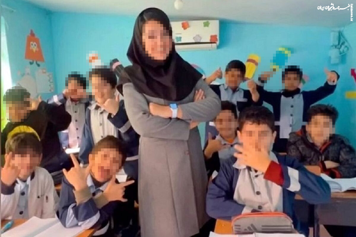 تصویب یک ماده واحده درباره معلم بلاگرها 