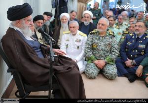 دیدار جمعی از فرماندهان نیروهای مسلح با فرمانده کل قوا +عکس
