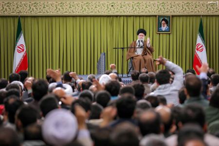 Images of Imam Khamenei's meeting with teachers