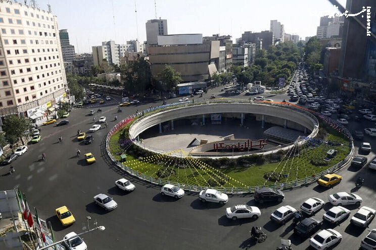 دیوارنگاره جدید میدان ولیعصر (عج) در آستانه روز دختر +عکس