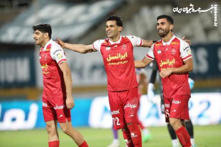 صدرنشینی پرسپولیس با برد مقابل هوادار