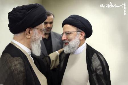 رهبر انقلاب: ملت ایران نگران و دلواپس نباشند/ امیدواریم رئیس‌جمهور به آغوش ملت بازگردد