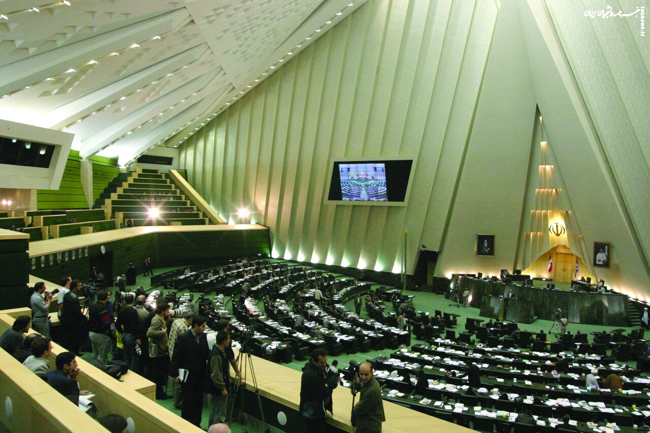 قاب جالب از روسای سابق مجلس در افتتاحیه مجلس‌ دوازدهم +عکس