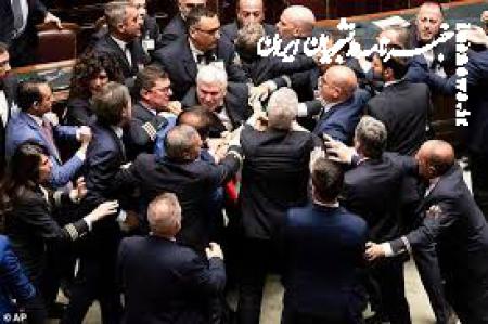 See brawl that broke out in Italian parliament session +video