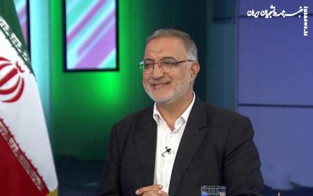کنایه زاکانی به مشاور پزشکیان برای پرت کردن میکروفن +فیلم