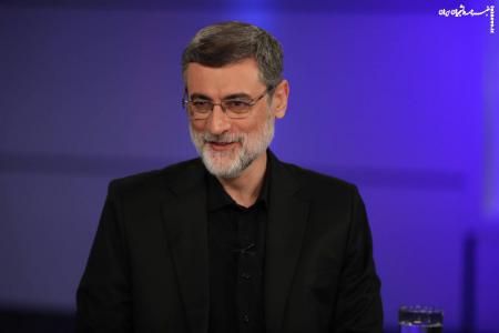 قاضی‌زاده‌ هاشمی به نامزدهای ریاست‌جمهوری عیدی داد +فیلم