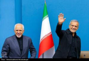 دیدار رییس جمهور منتخب با نمایندگان اقلیت مذهبی مجلس +عکس