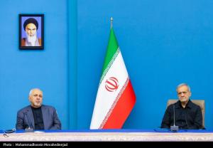 دیدار رییس جمهور منتخب با نمایندگان اقلیت مذهبی مجلس +عکس