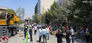 حضور شهردار تهران در محل فرونشست خیابان ولی‌عصر(عج)
