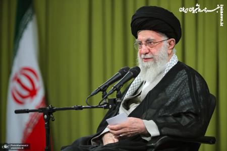قدردانی رهبر انقلاب از مخبر و هیئت دولت +فیلم