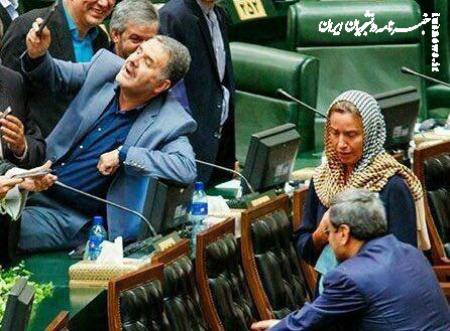  سلفی حقارت؛ ۷ سال بعد
