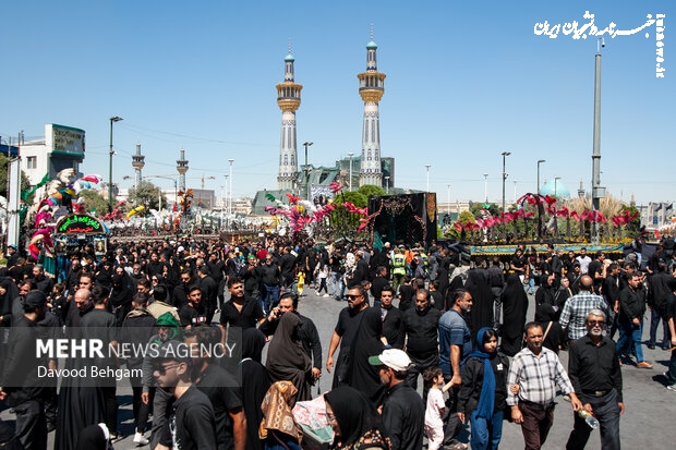 ۵ میلیون زائر وارد مشهد شدند