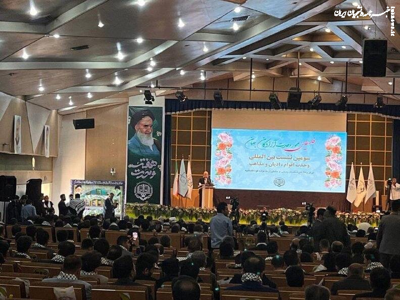 وزیر دادگستری اعلام کرد : برخورد قضایی با شوخی های قومیتی