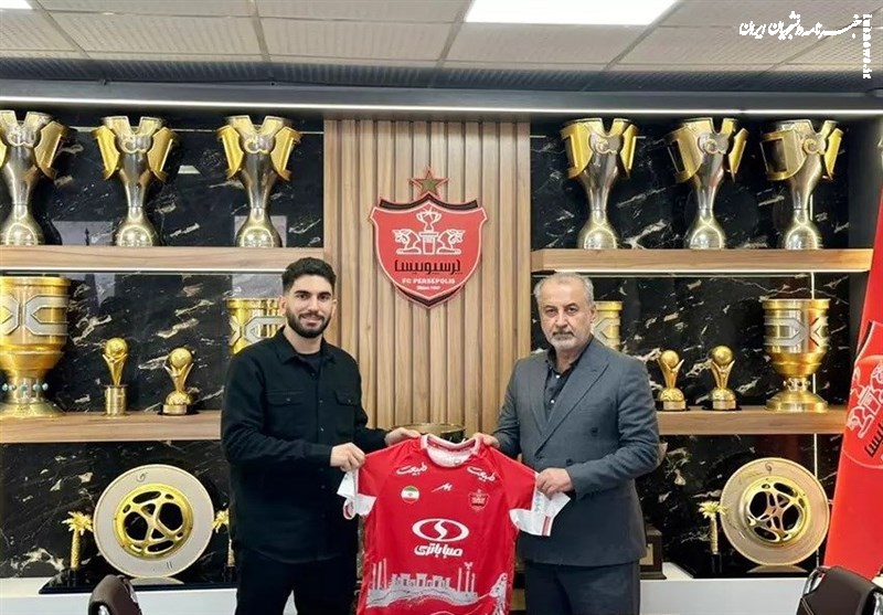 پرسپولیس یک بازیکن جوان خرید