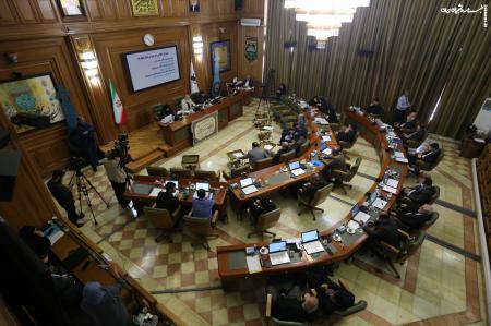 بررسی فرآیندهای دبیرخانه کمیسیون ماده ۵