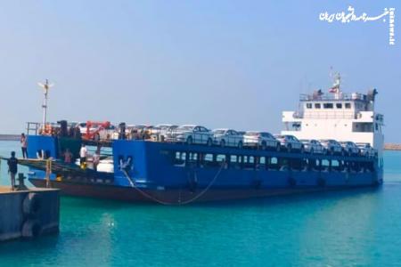 ورود دومین محموله خودروهای وارداتی به بندر سیریک