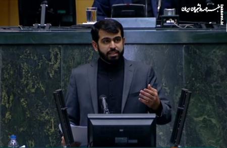 روح‌الله نجابت: نمی‌خواهیم کار خودروساز ناکارآمد ادامه داشته باشد +فیلم