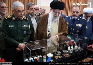 بازدید رهبر انقلاب از آخرین دستاوردهای دانشمندان صنعت دفاعی کشور