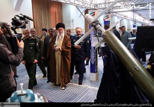 بازدید رهبر انقلاب از آخرین دستاوردهای دانشمندان صنعت دفاعی کشور