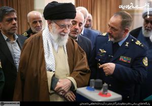 بازدید رهبر انقلاب از آخرین دستاوردهای دانشمندان صنعت دفاعی کشور